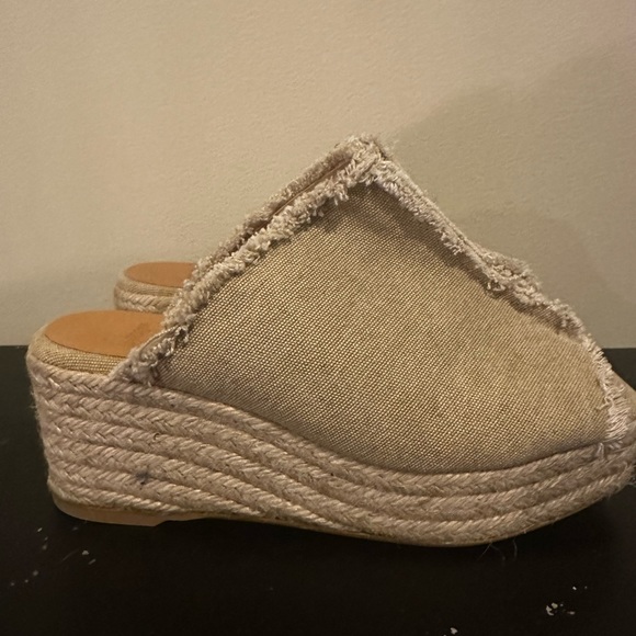 Slip on espadrille - Picture 4 of 4